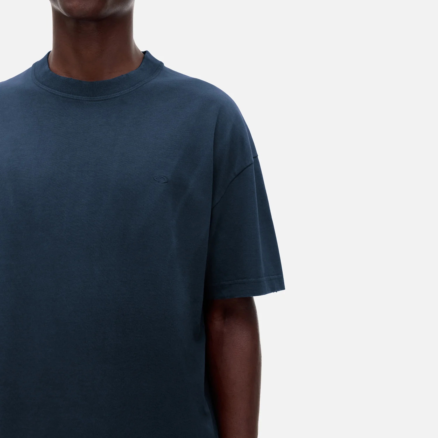 CB Solstice Washed Navy T-Shirt - Image 4